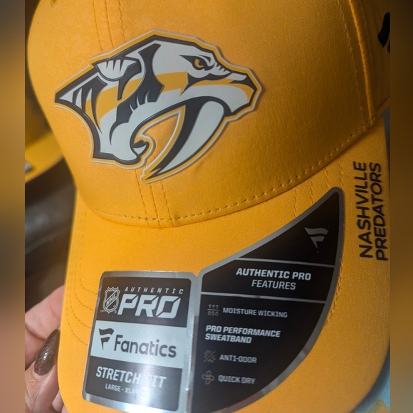 🏒Fanatics Nashville Predators Gold Cap L/XL Nwt - Picture 2 of 4